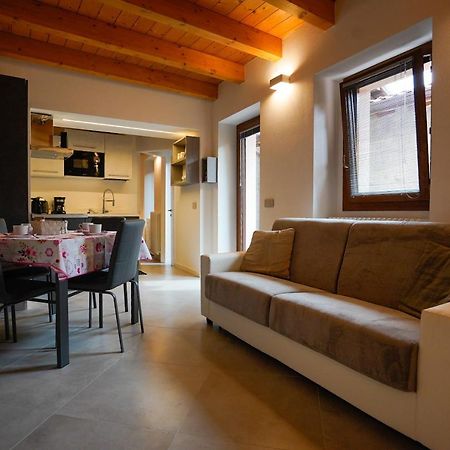 Apartment Aureggio Bellagio Bagian luar foto